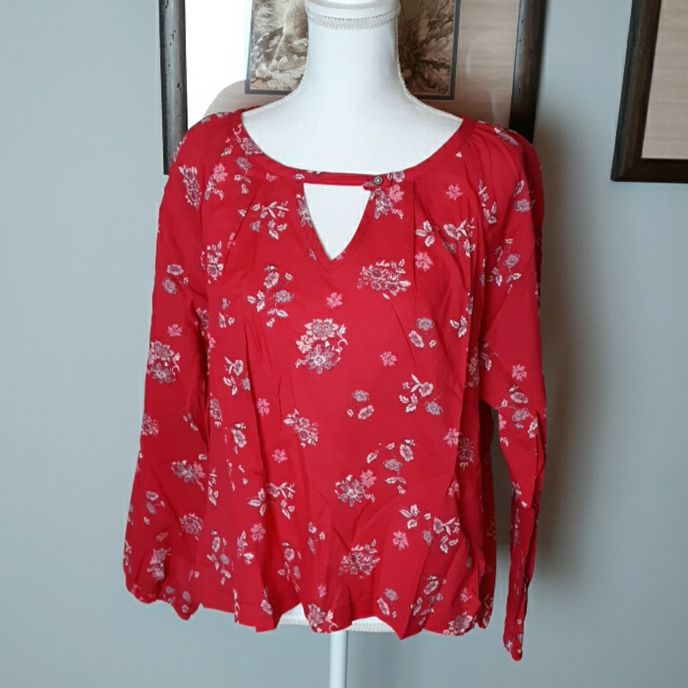 Universal Threads Top - Picture 1 of 4